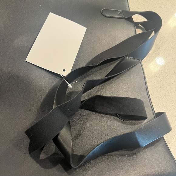 MLB Arizona Diamondbacks Black and Gold Tote and Coin Purse Set - Picture 9 of 11